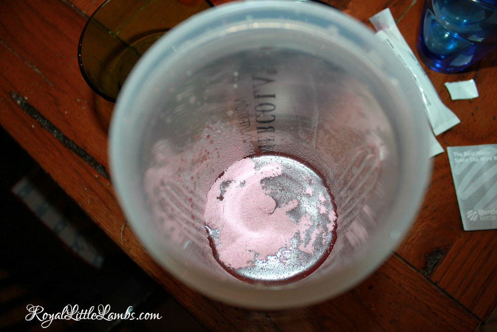 probiotic-powder-packets-in-water