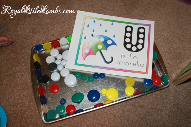 U for Umbrella Magnet Dots